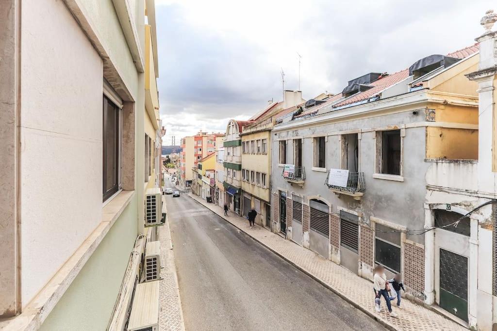 Vita Portucale ! Ajuda Delight Lisboa Exteriör bild
